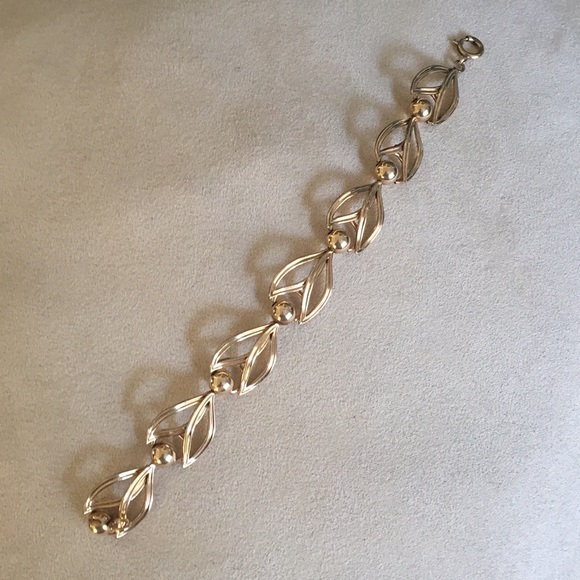 Van Dell Jewelry - 1950’s Van Dell Bracelet Van Dell Jewelry - 1950’s Van Dell Bracelet